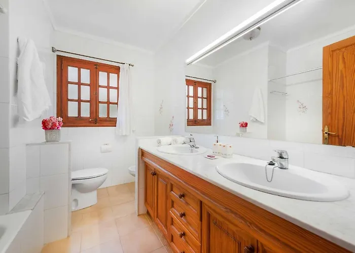 Can Curt * Польенса