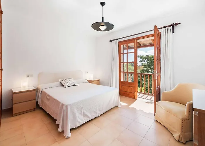 Can Curt Польенса